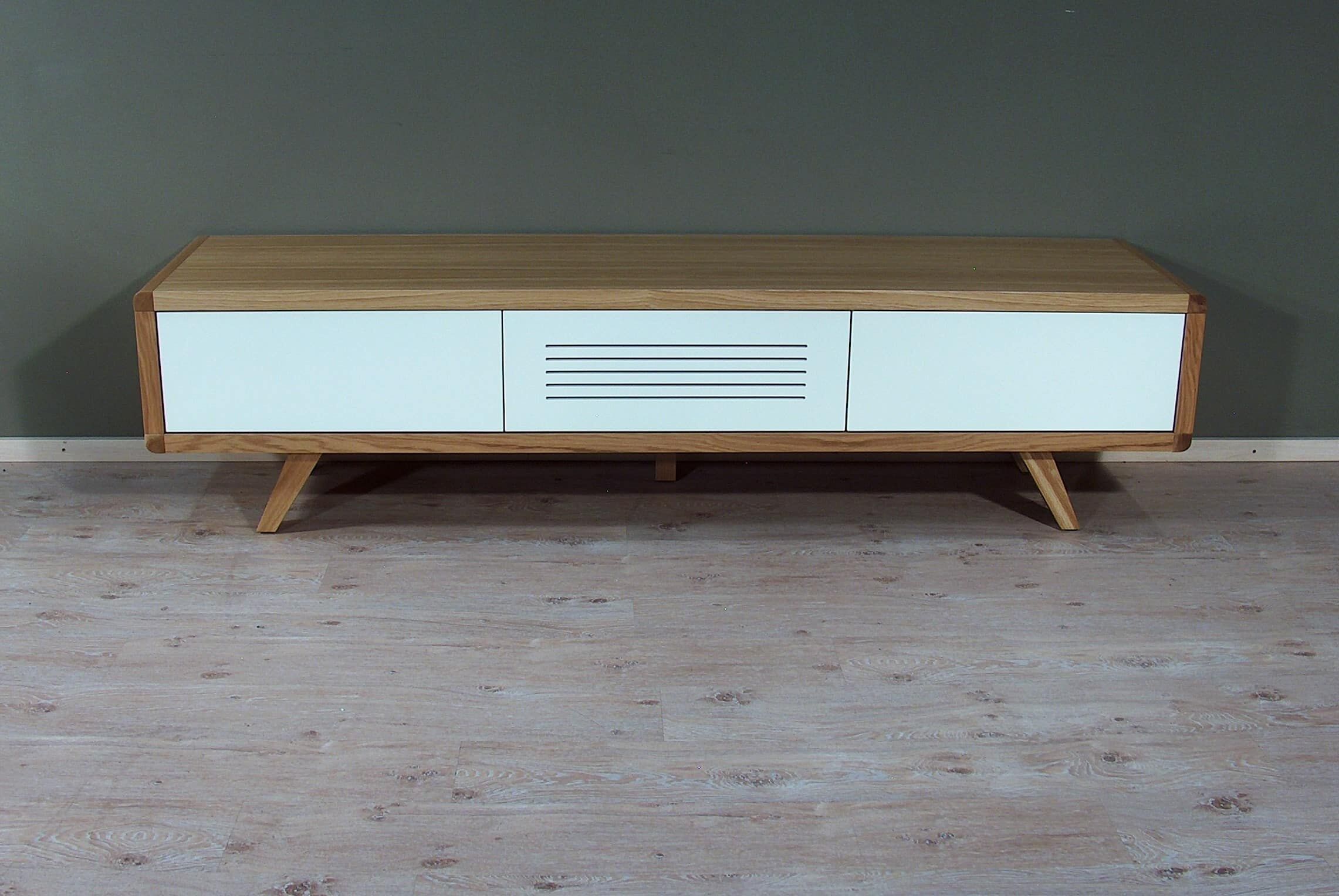 מזנון דגם נרקיס